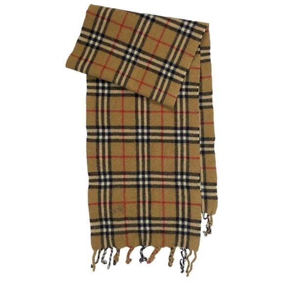 Vintage Burberry Women ScarfBeige 100% LambsWool Made Exclusively in Scotland